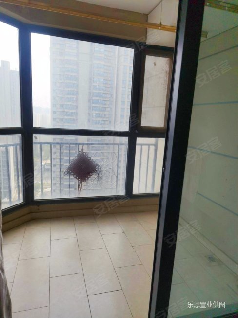 经开南凤城五路恒大精装两室,全明户型领包入住,,恒大帝景(一期)二手