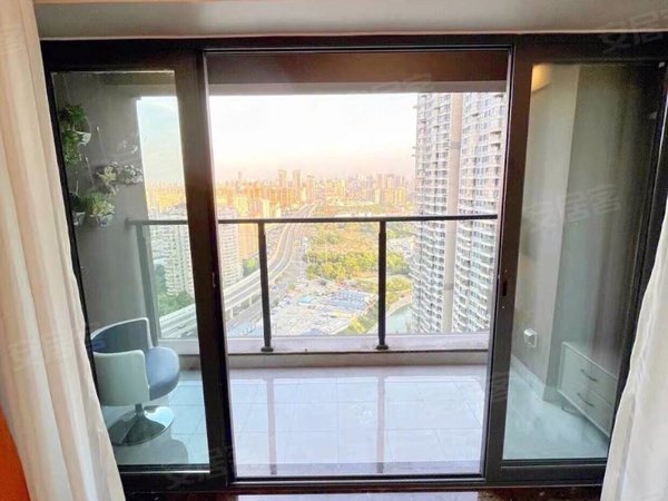 【多图】朗臻鸿祥华府,诸暨市区租房,整租i本人房东!