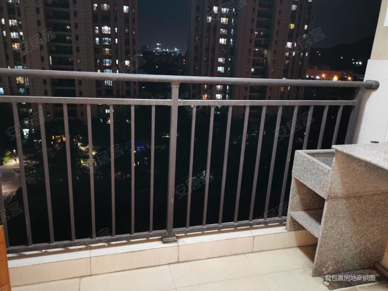 中海万锦熙岸3室2厅1卫88.08㎡南145万