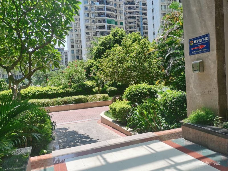 双凤翔,精装大三房,户型方正,采光良好,安静舒适,保利凤翔花园二手房