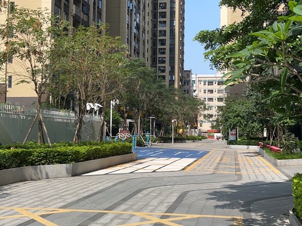 深圳龙岗坂田华晖瑞禧家园新上,实拍华晖瑞禧,三房两卫,空房出租,银湖