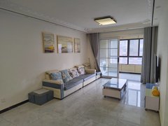 阜阳阜南复政路比亚迪旁边,理工学校对面,3个空调精装修家具家电齐全拎包入住出租房源真实图片