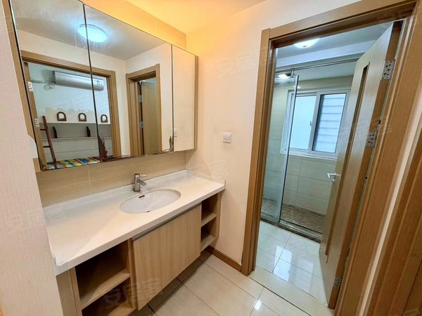 苏州吴中木渎香格里花苑(东区)香格里花苑(东区) 精装修 电梯房 通风好出租房源真实图片