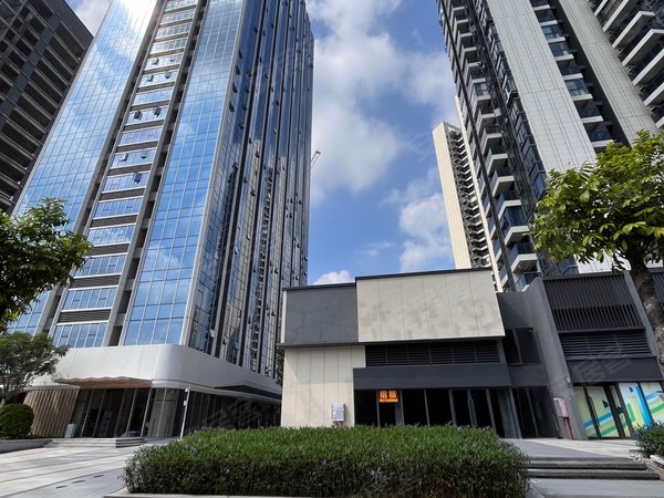 惠州惠城南部新城保利天汇(商住楼)全新首租!全屋定制!大落地景观窗!