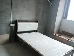舟山定海临城出租南山郡三室两厅两卫,简单隔开,房子干净,1500元一个月出租房源真实图片