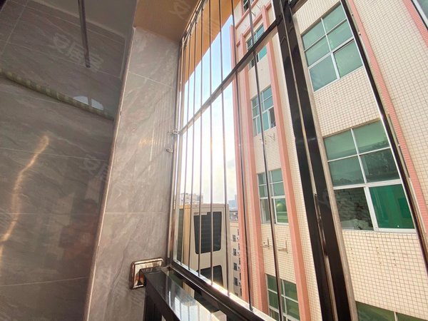 深圳宝安西乡麻布新村(西乡街道)麻布新村(西乡街道) 1室1厅1卫出租