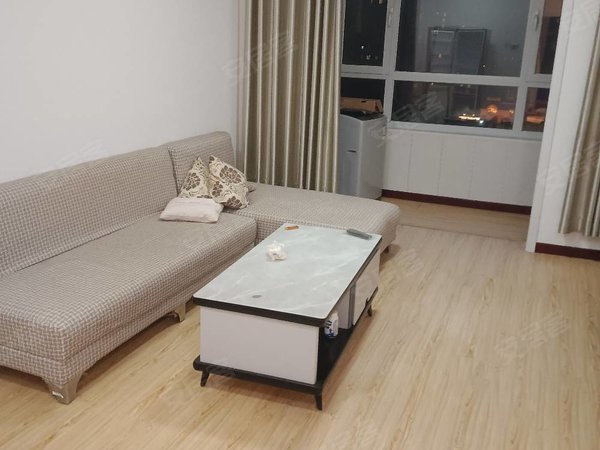 简装两室,可短租,冰箱洗衣机电视空调,出租房源真实图片