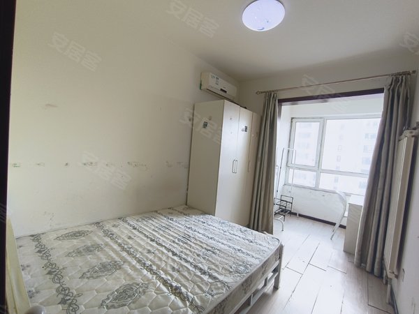 短租环湖医院对面林景家园精装房押一付一拎包入住