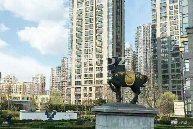 裘马都新出一层大复式,格局