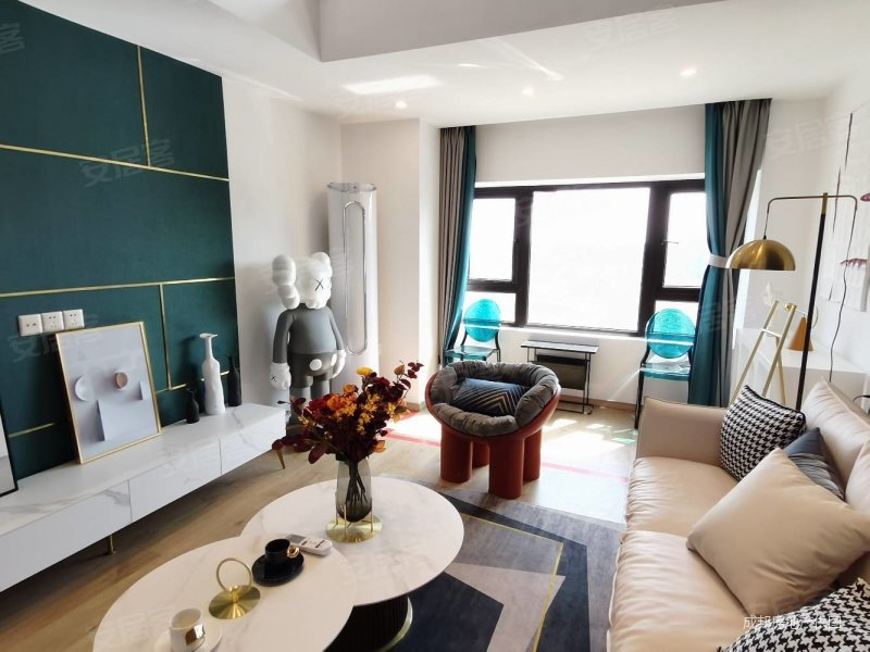 西部高新开发区 中南珑悦loft公寓 买一层得两层 首付8万