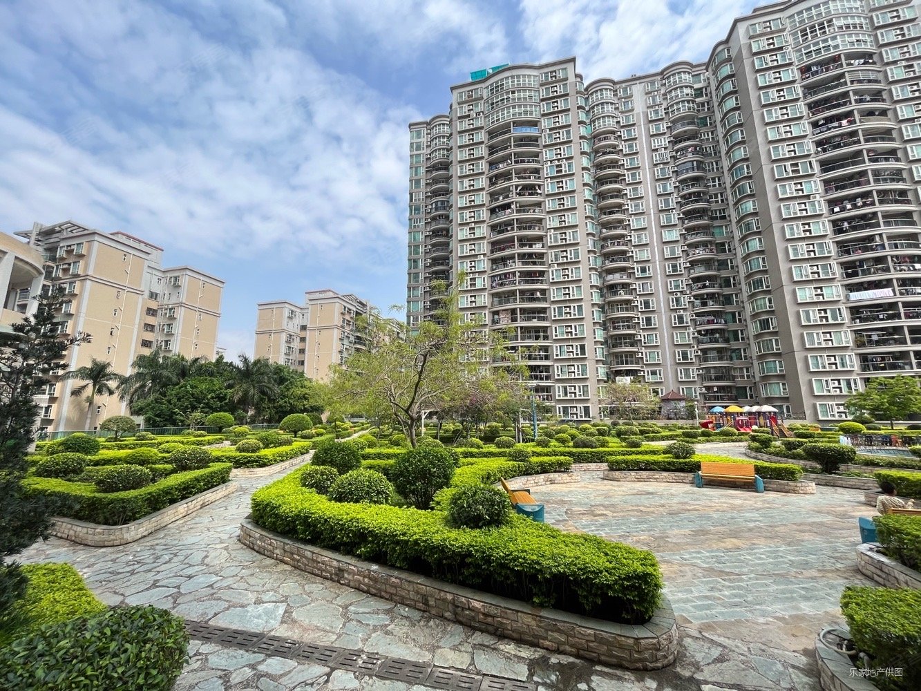 黄江富康花园新期100平精装三房高楼层保养好满五税费少