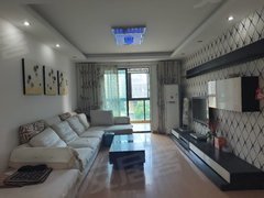 嘉兴南湖东栅街道老万达商圈，同方3室出租，朝南，采光好，随时看房。出租房源真实图片