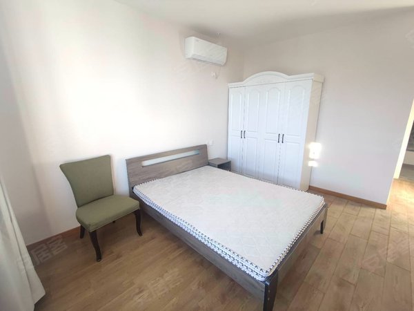 启东远东村自建房惠南东地铁站500米,精装一室户配置齐全,拎包入住