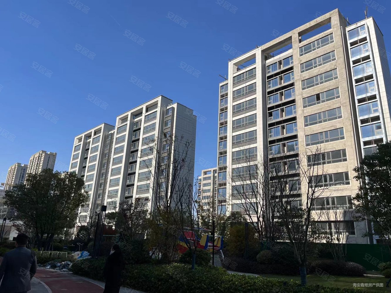 金水湾凤凰城带大露台基础装修好了动静分离