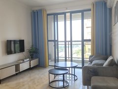 北海银海金海岸急租大墩海第九湾，两室两厅一卫年租800每月，楼下就是菜市场出租房源真实图片