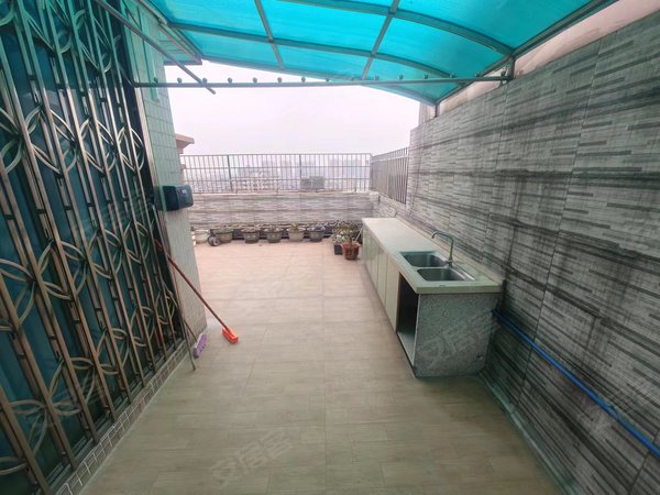 广州天河棠下骏景花园骏景大复式  带露天平台 249平 办公优选出租