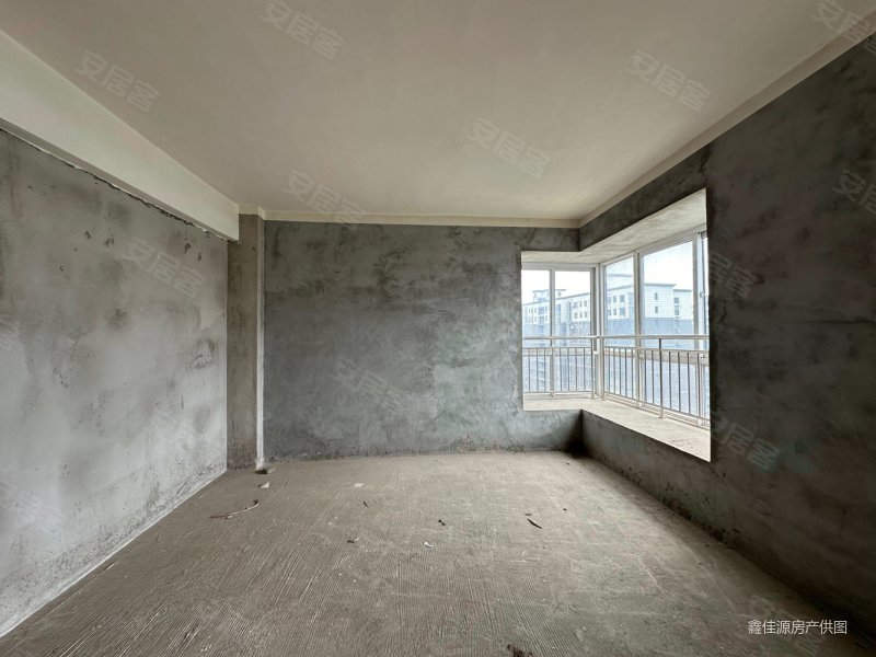 武湖新天地北区南北通透带电梯近地铁次新小区