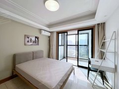 武汉洪山光谷软件园独立阳台！0中介！可免押！清江山水九程 app广场 软件园出租房源真实图片