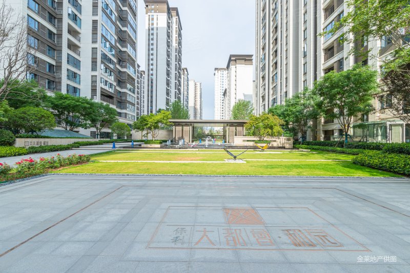 保利大都会|精装三室|通阳台|契税满两年|三开间朝南