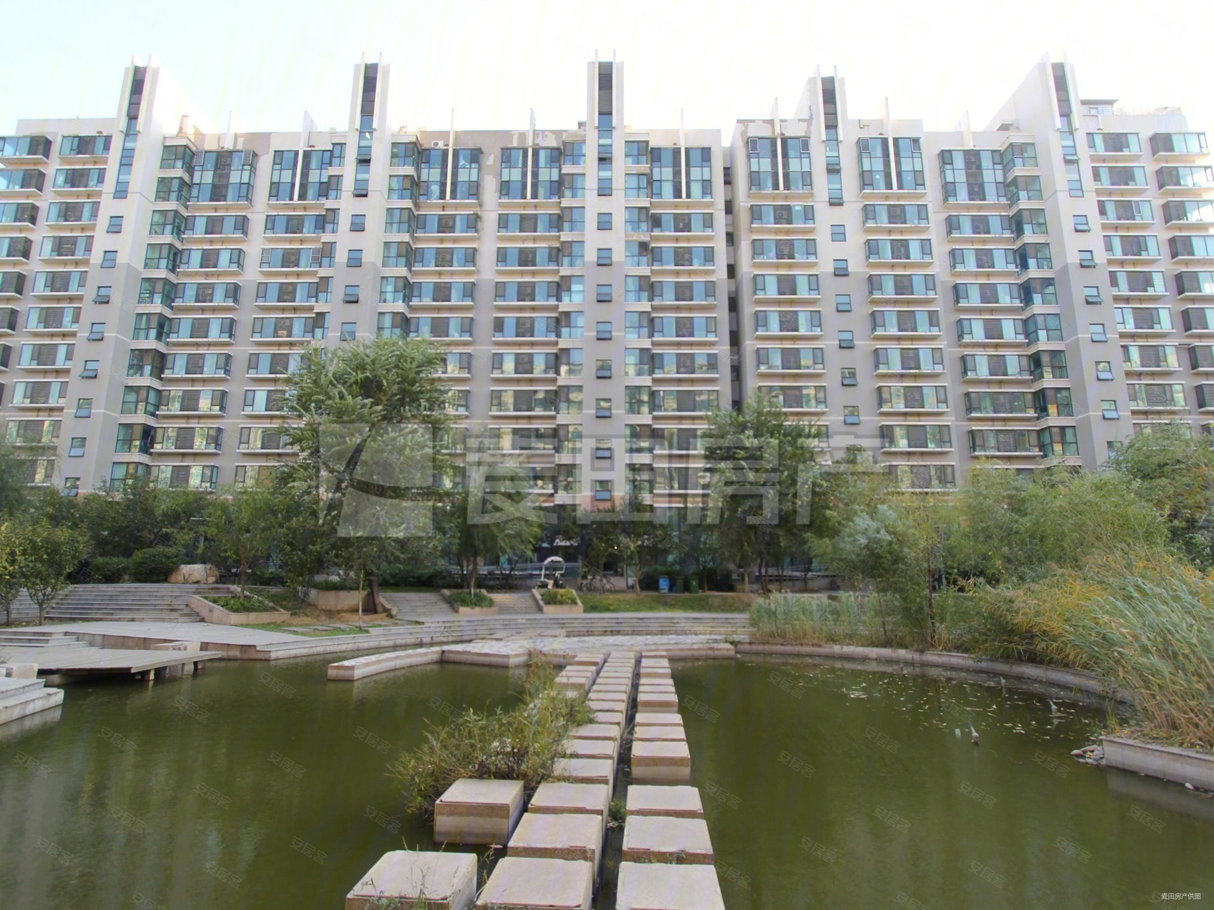 实地看完视野真的很顶 浅白干净色调 保养可以直接用的,华纺易城二手