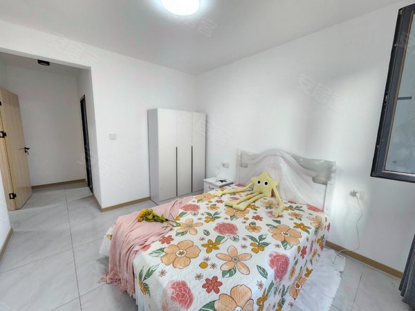 西安经开区永城路源利国际城小区可月付短租!独卫!