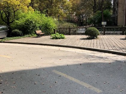 有待改善不足【轨道交通】小区朝东600米就是地铁8号线芦恒路站和浦东