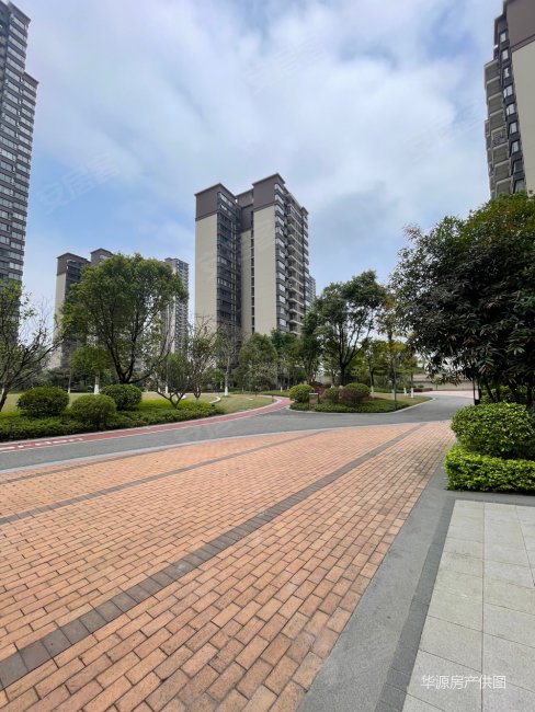 东盟绿地大学城一期