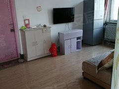 阜新海州海州城区利民小区7层不顶 家电齐全年租季度付 包取暖物业 随时看房出租房源真实图片