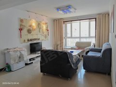 酒泉肃州酒泉城区百合园三室两厅精装修带家具家电可拎包入住出租房源真实图片