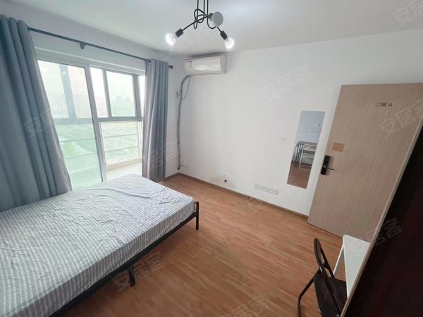 南京秦淮新街口e 青年公寓新街口常府街夫子庙地铁连线精装电梯单身