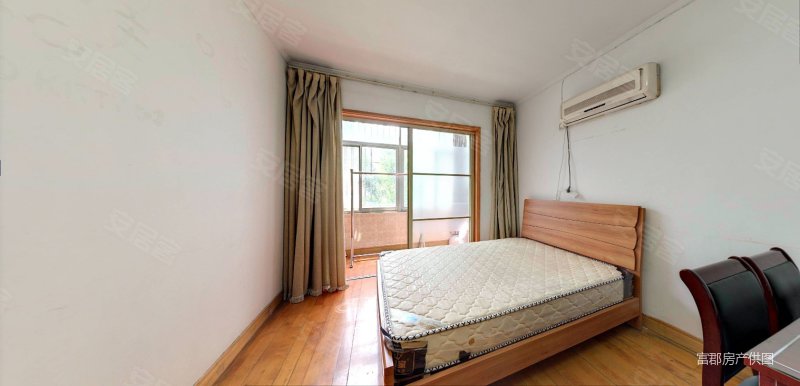 南昌路2号小区1室1厅1卫40.94㎡南北175万