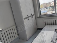 盘锦大洼兴隆三百紫金佳苑旁边老小区,二次装修,拎包入住,离市场近出租房源真实图片