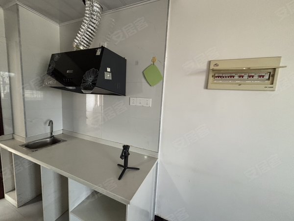 金华金东金义都市新区东塘湖畔花园东塘湖畔小区房简单装修单间公寓民水电拎包入住家具齐全出租房源真实图片