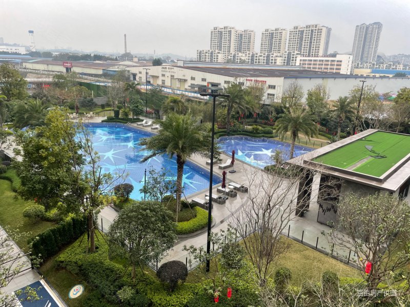 7字头送车位送物业费,荣和天筑二手房,40万,3室2厅,2卫,77平米-柳州