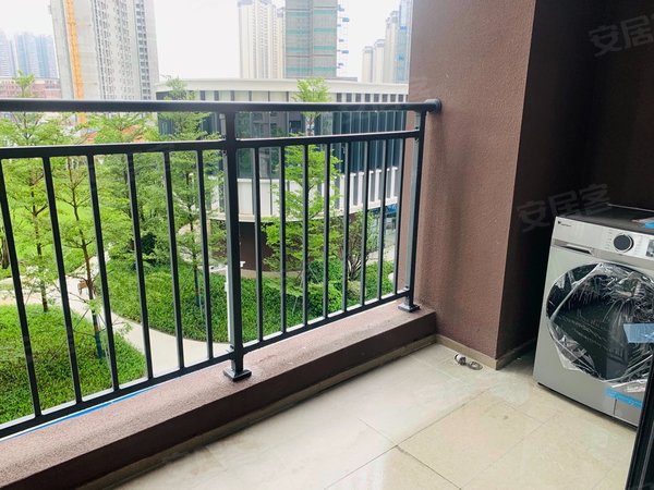 广州增城新塘品秀星图品秀星图漂亮三房,可按照租客喜好配家私,免停车