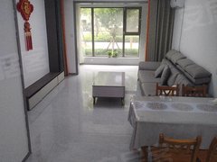 沂南城区第二实验小学燕园三室一厅出租精装修家具齐全拎包入住，年租20000看房议出租房源真实图片