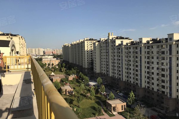 和泓四季优点,不足,北京和泓四季怎么样,和泓四季周边房产中介经纪人