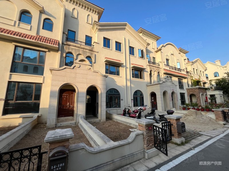 台商 世茂天玺湾   4层联排别墅 带独立车位