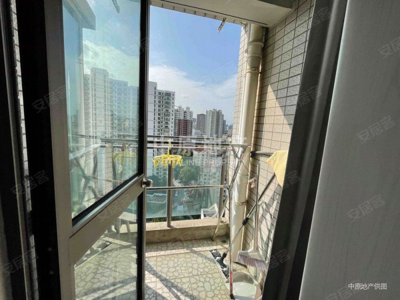 上海房产网>上海二手房>徐汇二手房>徐家汇二手房>东方时空公寓>800