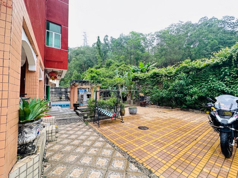 御海湾山庄5室2厅4卫486㎡西南1500万