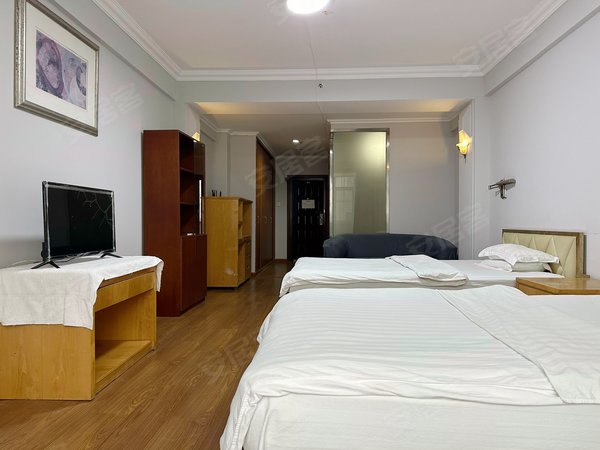 大连开发区保税区樱花别墅金马路樱花小区简装中间层一室一厅可随时看房出租房源真实图片