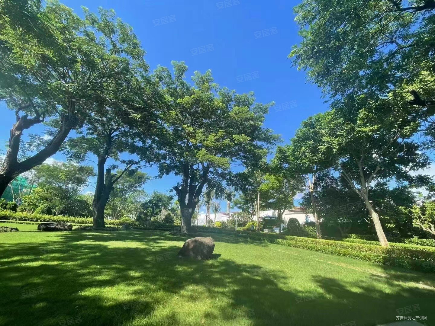 检漏仅一套,清退特价,海棠湾独栋四合院别墅,3o1旁花园泳池,保利海棠