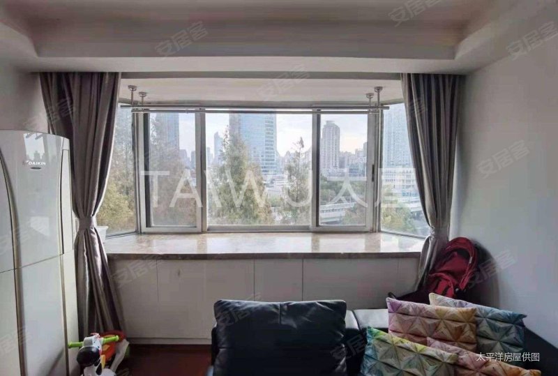 南洋虹桥公寓 交通便利 商圈成熟 满五   正规商品房