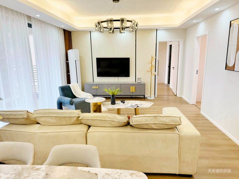 锦城龙苑3室2厅2卫100㎡南北65万