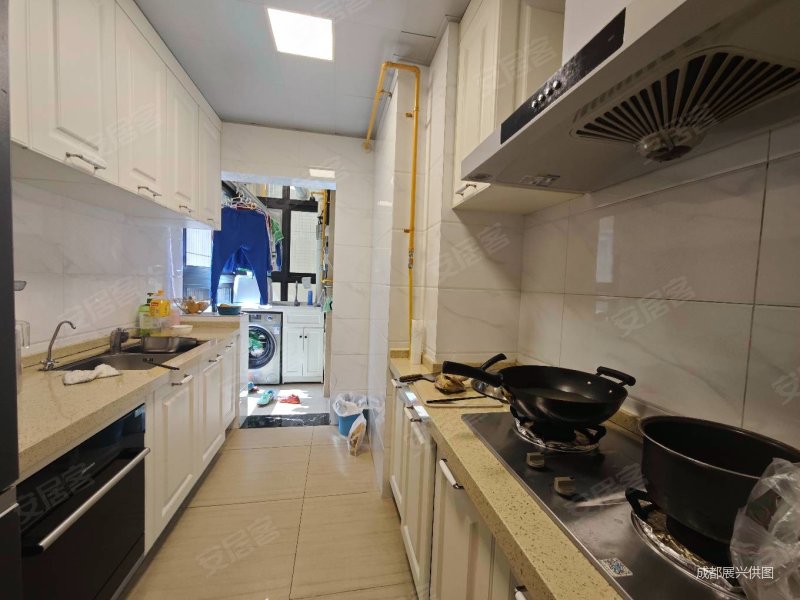 3号线旁 近万达 现代风精装套四双卫 楼层视野 巴适,碧桂园悦府二手房