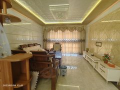 北流北流城区城区近北高 御景豪庭精装四房两厅1500一月 拎包入住出租房源真实图片