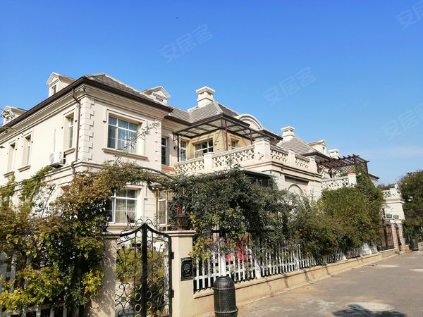 近小窑湾 远洋假日叠拼别墅 大露台!