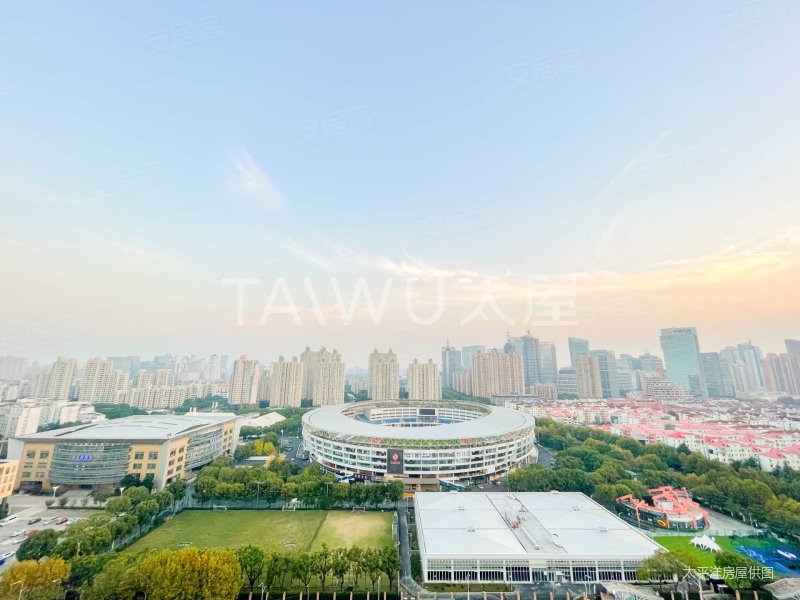 陆家嘴国际华城 带电梯 临地铁 高楼层视野无遮挡 环境优美