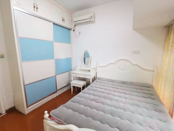 南宁青秀凤岭北荣和山水美地4组团微笑湾荣和山水美地4组团微笑湾 2室