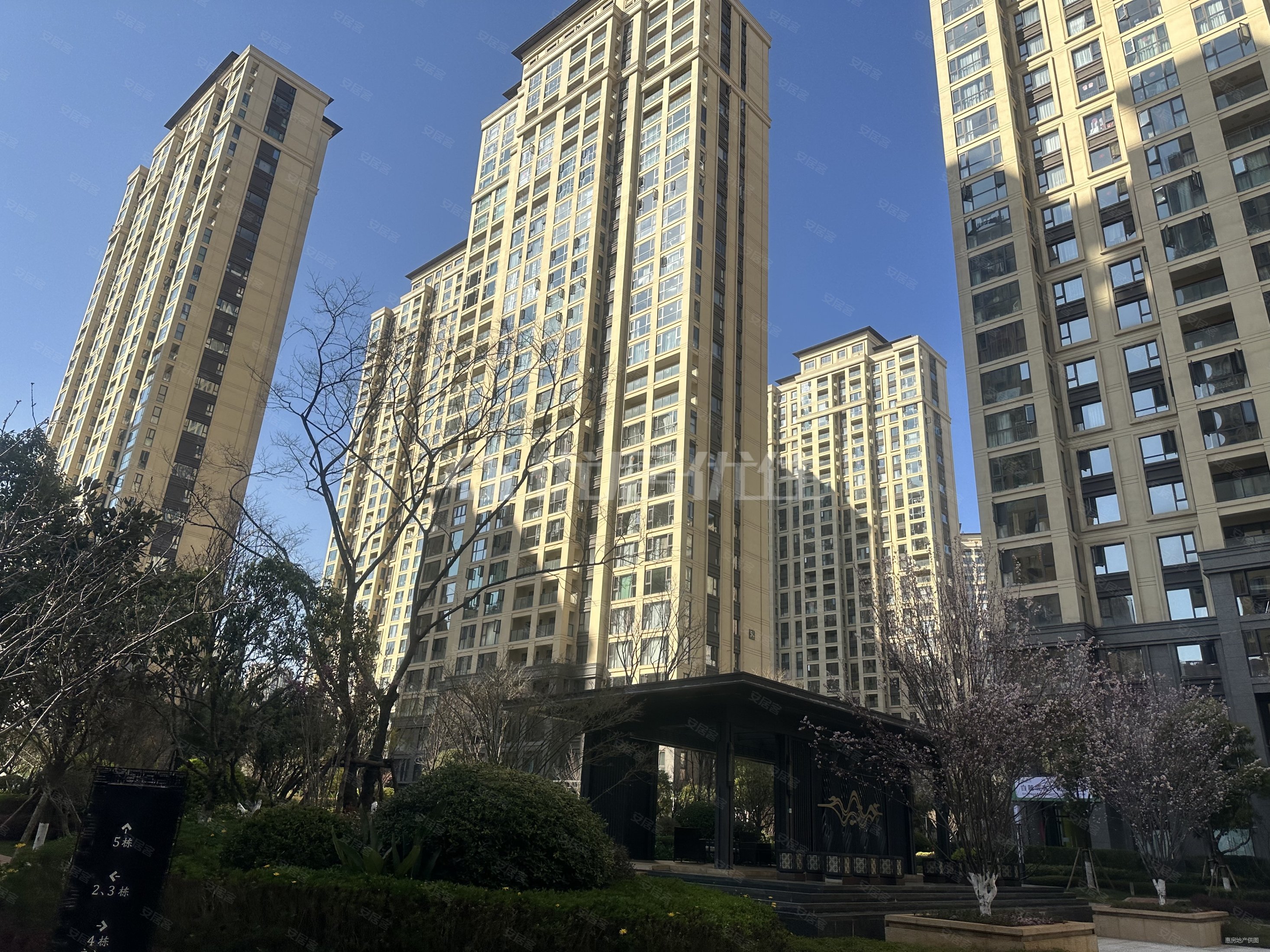 新希望白麓城2期